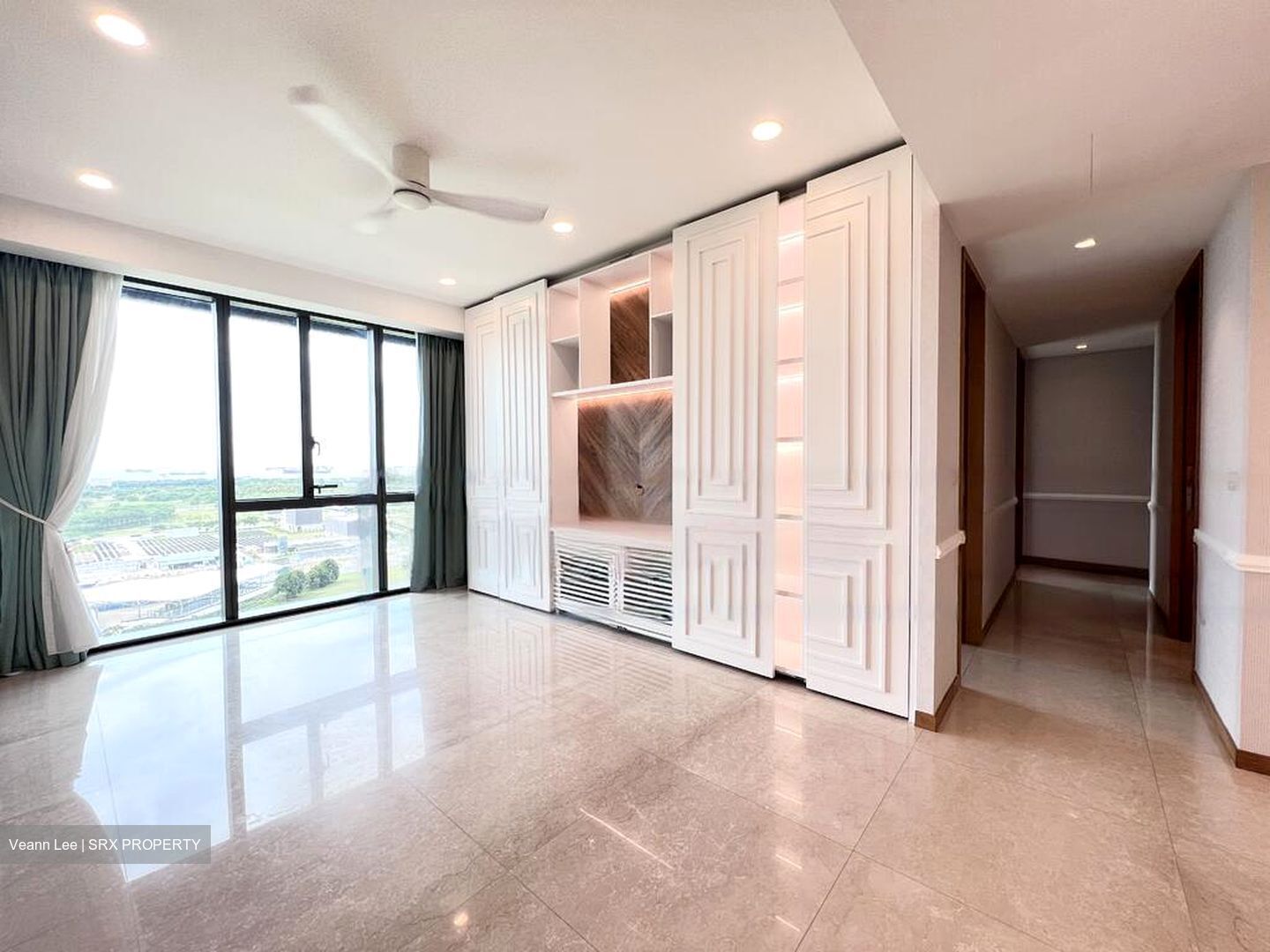 Straits View (D1), Condominium #452945391
